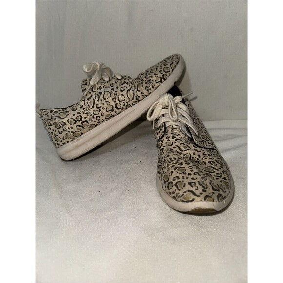 Toms Cheetah Print Shoes 6.5 - Picture 5 of 7